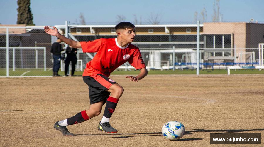 挑战规则，创造传奇